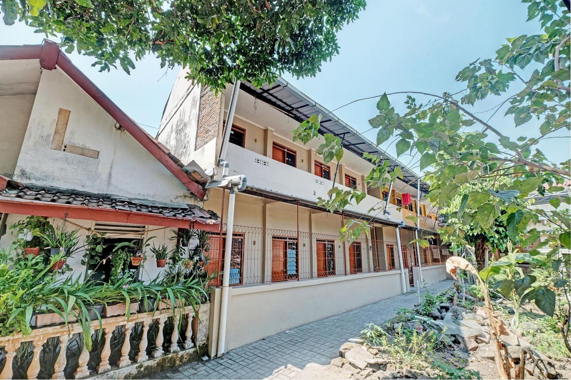 Spot On 92934 Nusantara Syariah Yogyakarta Eksteriør billede